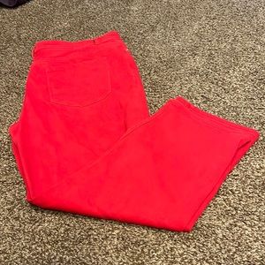 Coldwater Creek stretch denim red cropped pants.